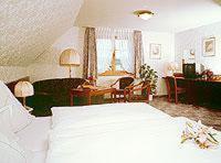 Hotel Restaurant Landhaus Koehle Neukirch  Phòng bức ảnh