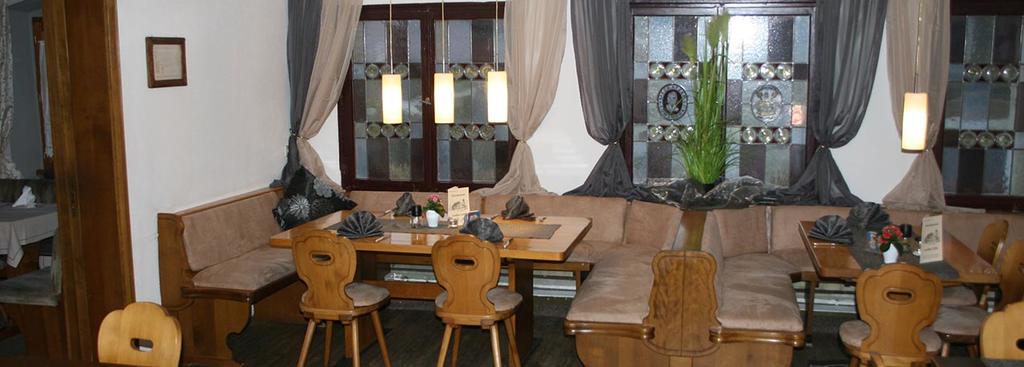 Hotel Restaurant Landhaus Koehle Neukirch  Ngoại thất bức ảnh